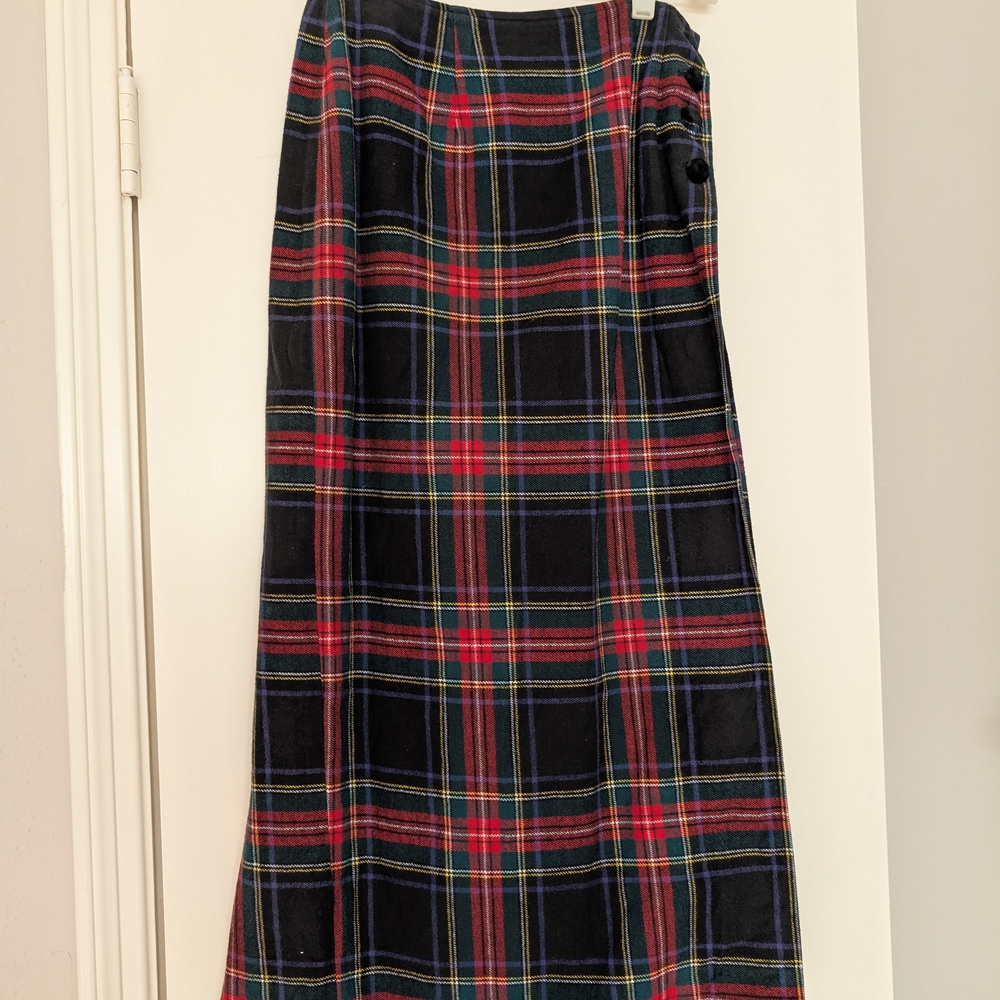 Tartan Women's Skirt - Black and Red
